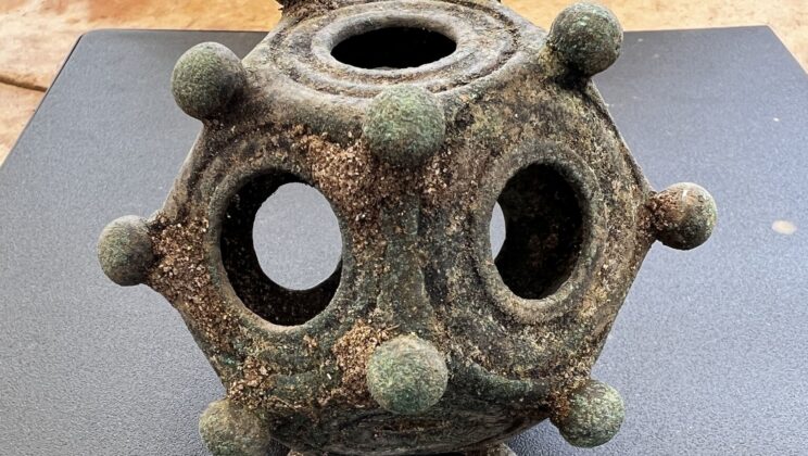 The Roman Dodecahedrons: The Ancient Artifacts No One Knows the Use For