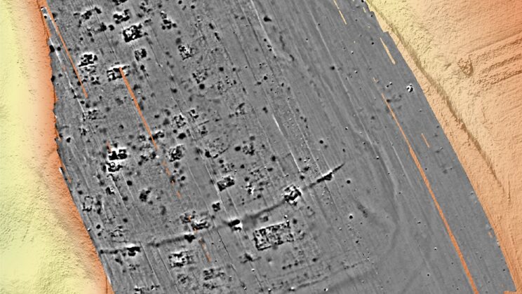 Radiocarbon dates place a giant Cucuteni building in the 40th or 39th century BC—earlier than its pottery chronology allows